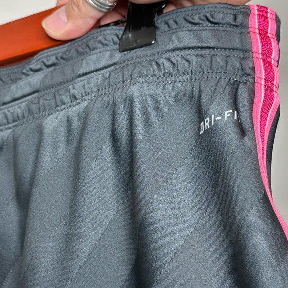 Nike Dri-Fit Athletic Running Short - Picture 5 of 5